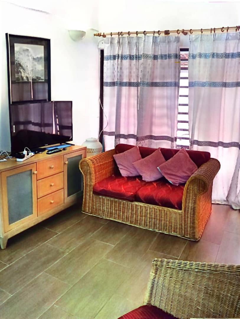 Bidadari Lagoon 4 Islamic Homestay Порт-Діксон Екстер'єр фото